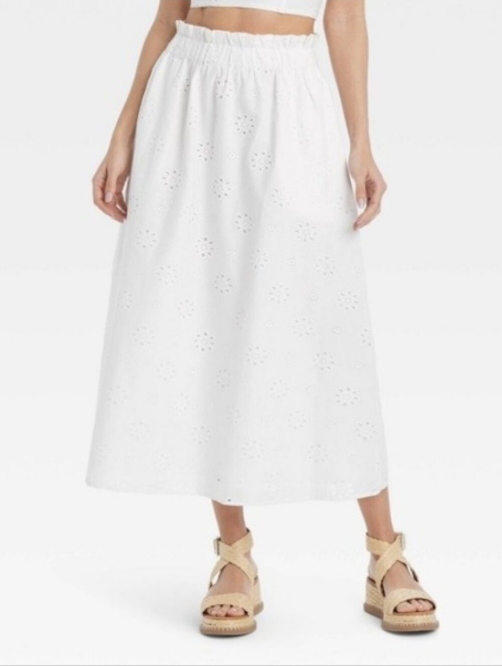 Universal Thread White Eyelet Skirt